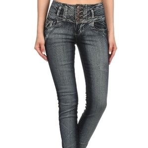 Dark Wash Embroidered Detail Wide Waist Band Jeans